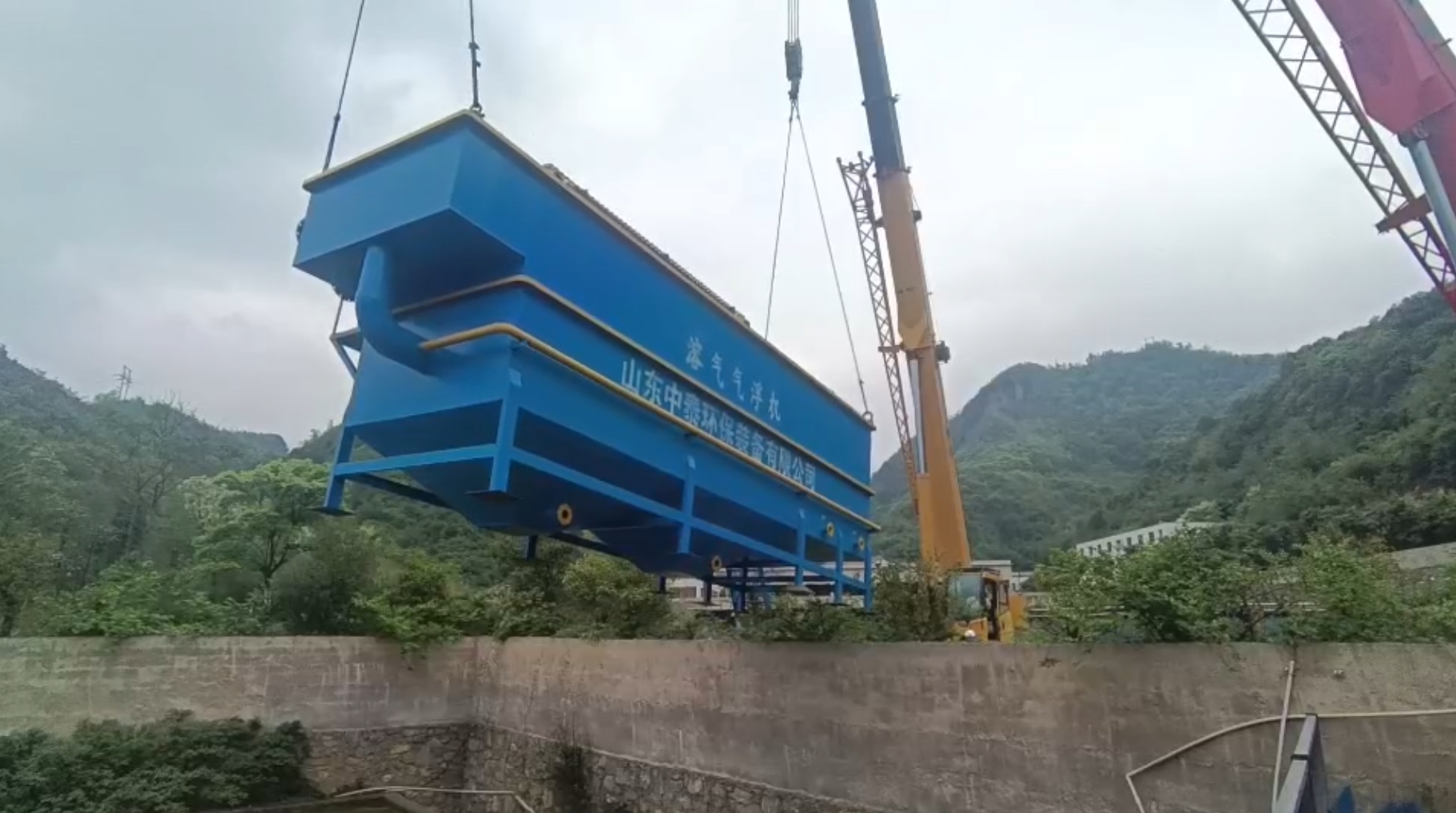氣浮機，高效氣浮機，溶氣氣浮機，氣浮機安裝現(xiàn)場
